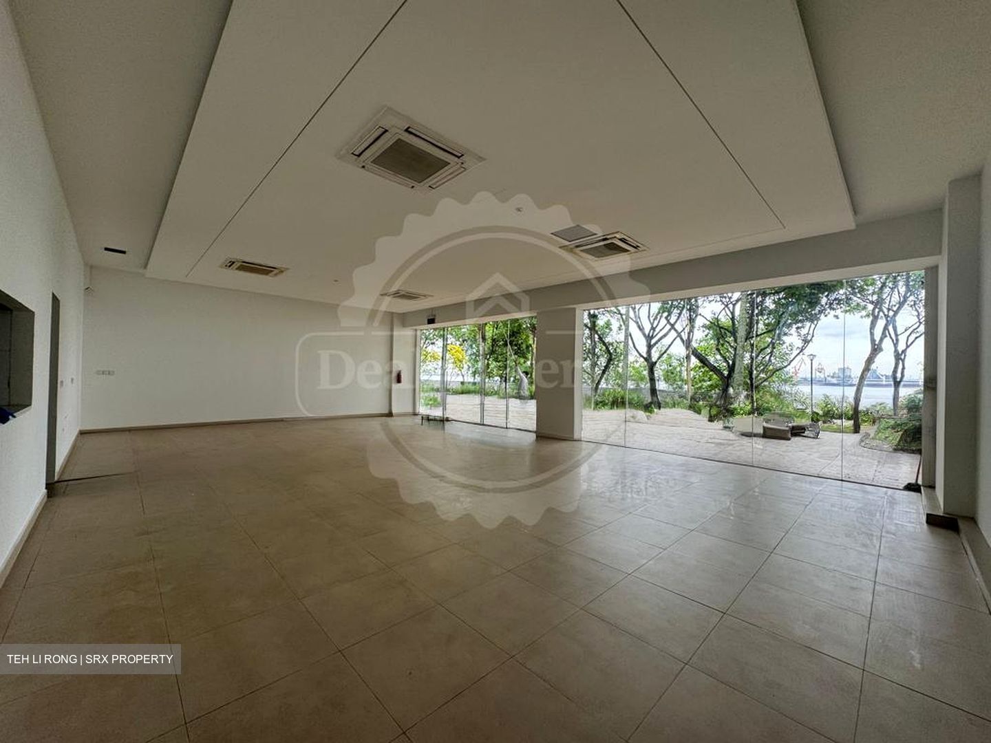 The Punggol Settlement (D19), Retail #572097741